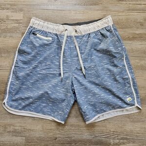Vuori Banks Men's Blue and White Athletic Shorts Large 7" Inseam Active